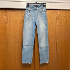 ABERCROMBIE & FITCH ANKLE STRAIGHT JEANS